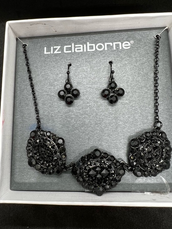 Liz Claiborne Jewelry - VTG Liz Claiborne Black Statement Necklace & Earrings Set Gunmetal Crystal